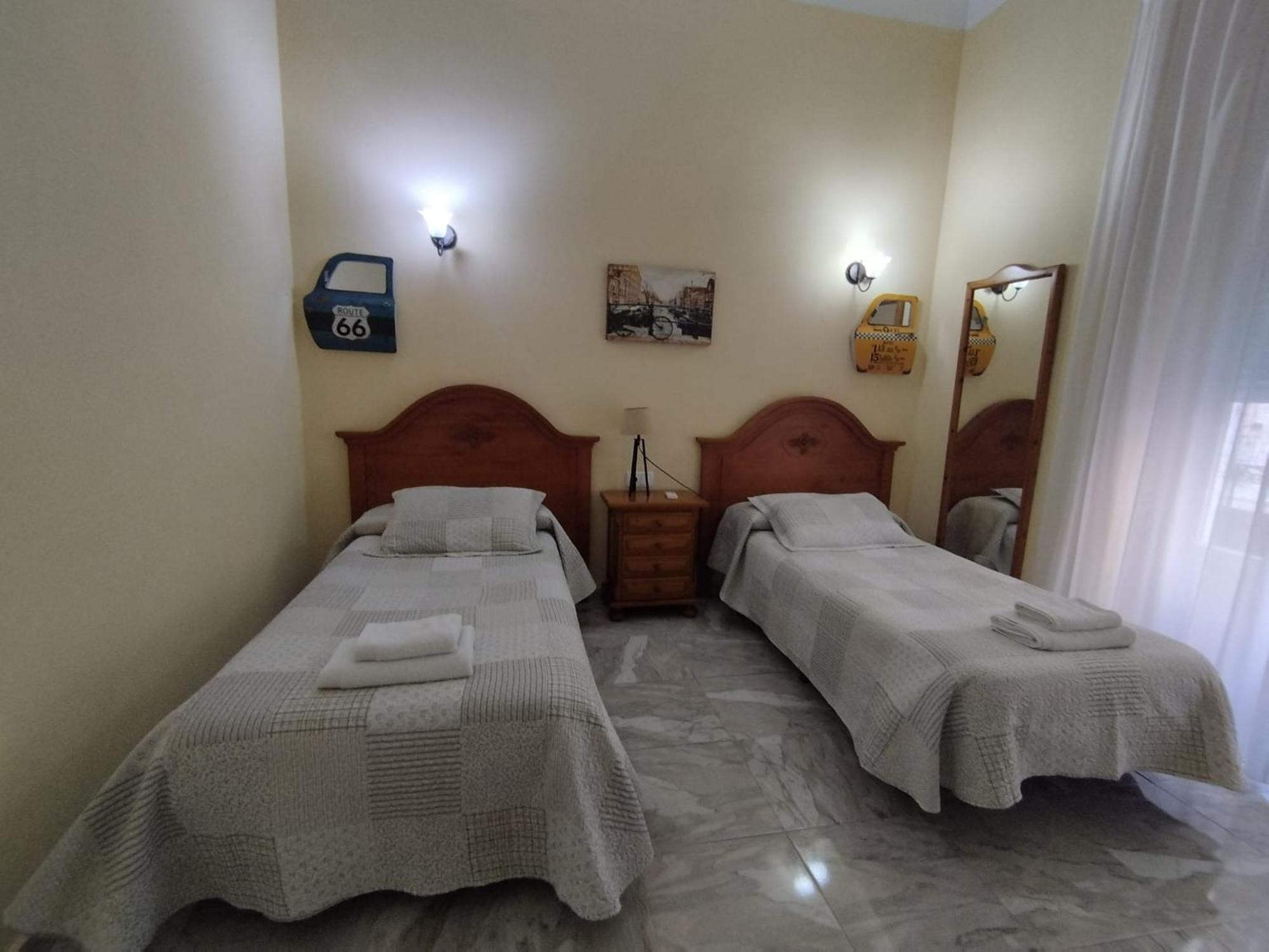 ★★Apartamentos Marin★★ Alicante Extérieur photo